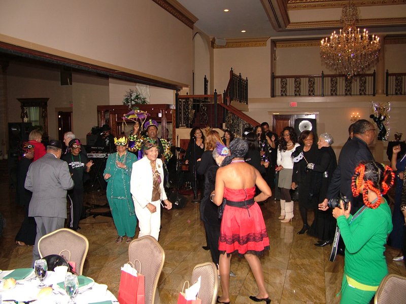 SJ Links MARDI-GRAS 10-31-2010 096.jpg