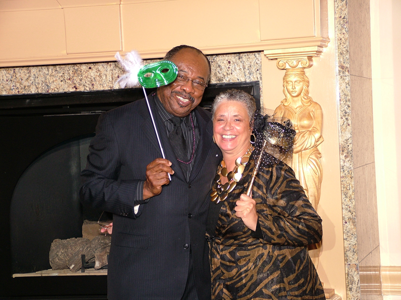 SJ Links MARDI-GRAS 10-31-2010 110.jpg