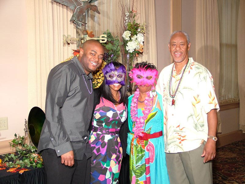 SJ Links MARDI-GRAS 10-31-2010 113.jpg