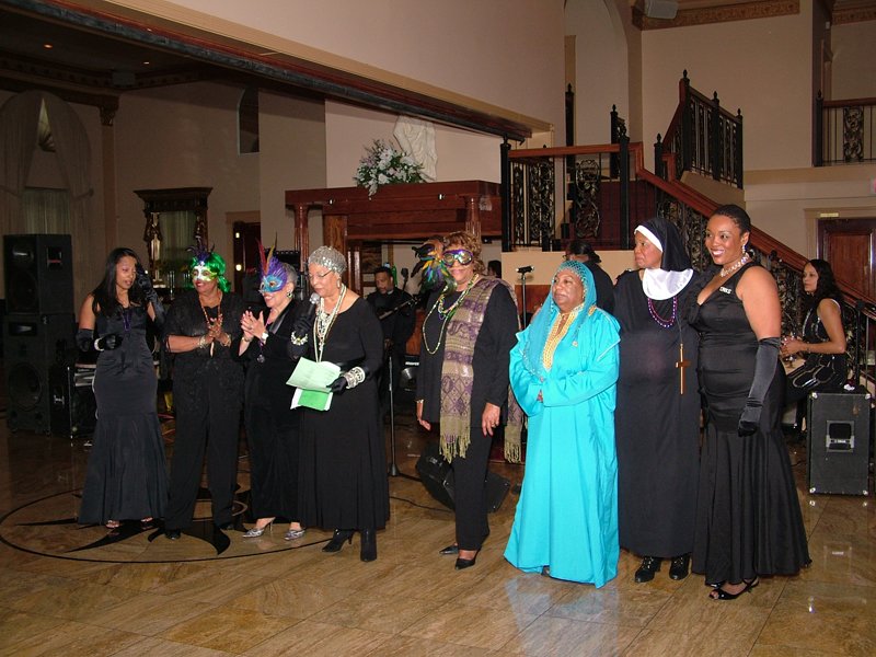 SJ Links MARDI-GRAS 10-31-2010 136.jpg