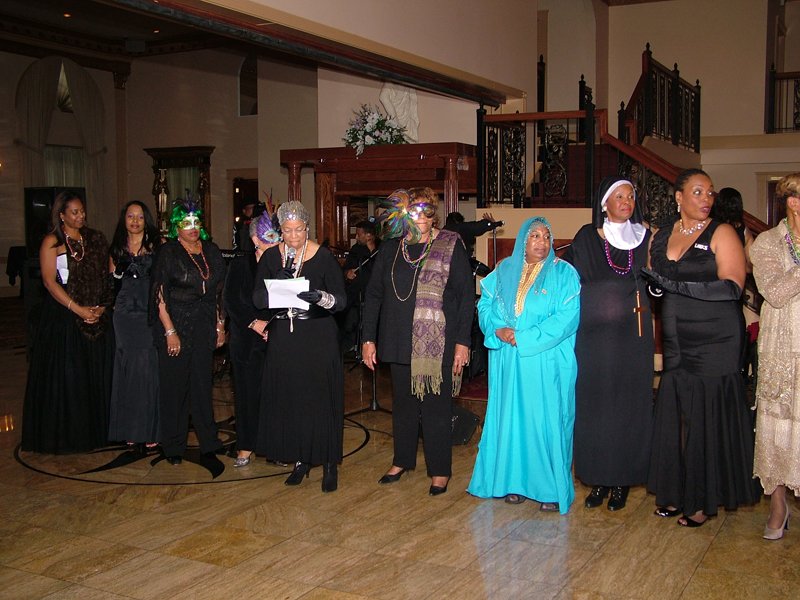 SJ Links MARDI-GRAS 10-31-2010 137.jpg