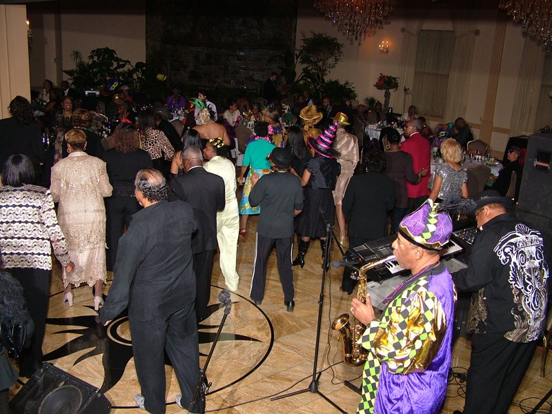 SJ Links MARDI-GRAS 10-31-2010 150.jpg