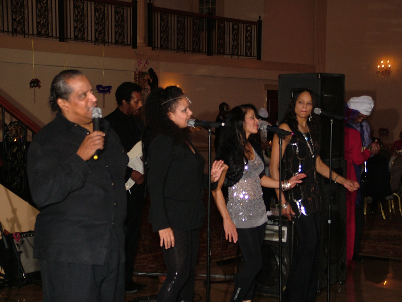 SJ Links MARDI-GRAS 10-31-2010 163.jpg