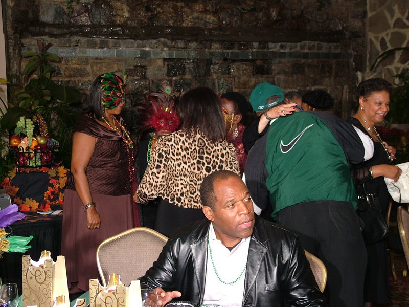 SJ Links MARDI-GRAS 10-31-2010 192.jpg