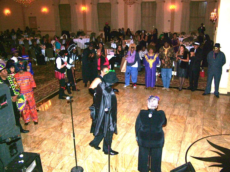 SJ Links MARDI-GRAS 10-31-2010 204.jpg