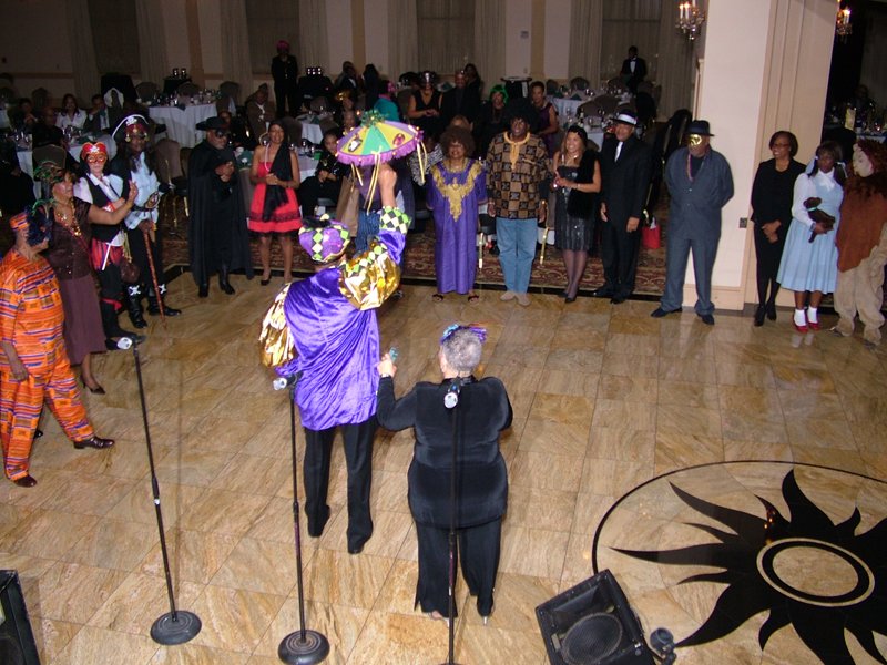 SJ Links MARDI-GRAS 10-31-2010 205.jpg