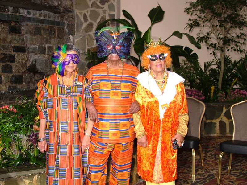 SJ Links MARDI-GRAS 10-31-2010 211.jpg