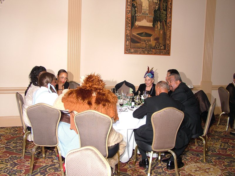 SJ Links MARDI-GRAS 10-31-2010 216.jpg