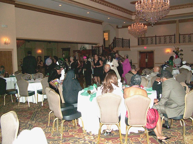 SJ Links MARDI-GRAS 10-31-2010 226.jpg