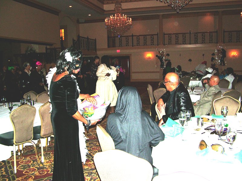 SJ Links MARDI-GRAS 10-31-2010 227.jpg