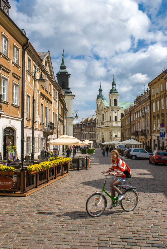 _RL20640(1).jpg :: Street in Old Town Warsaw, Poland