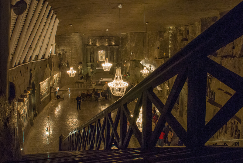 _RL20728.jpg :: Great Salt Hall at The Wieliczka Salt Mine, Wieliczka, Poland