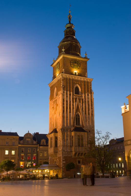 _RL20937.jpg :: St. Mary's Watchtower in Krakow's Market Square, Krakow Poland