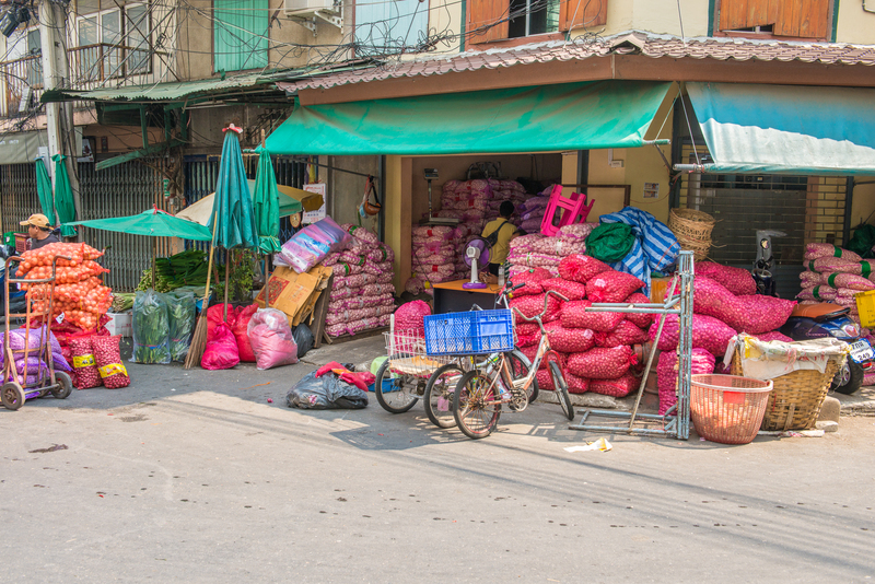 RL5_1443.jpg :: Market, Bangkok.