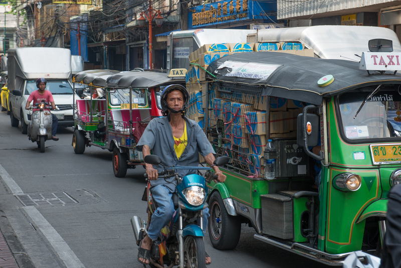 RL5_1547.jpg :: Various forms of transportation, Bangkok.