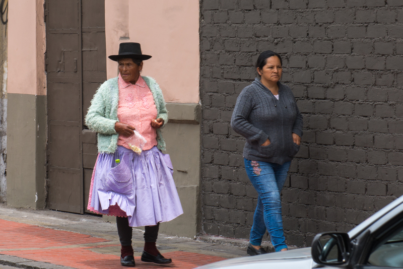 RL5_7620.jpg :: Traditional dress, Lima