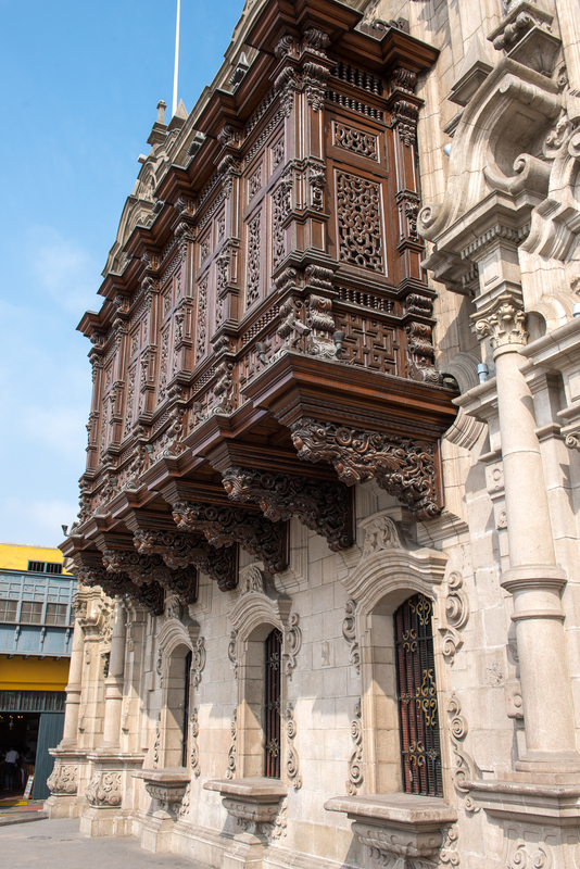 RL5_7629.jpg :: Wooden extruded room. Near Governor's Palace, Lima