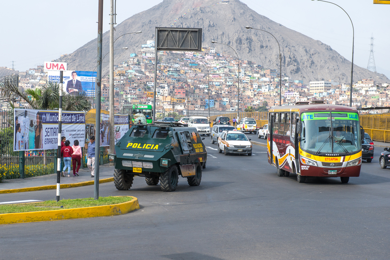 RL5_7643.jpg :: Armored police vehicle, Lima