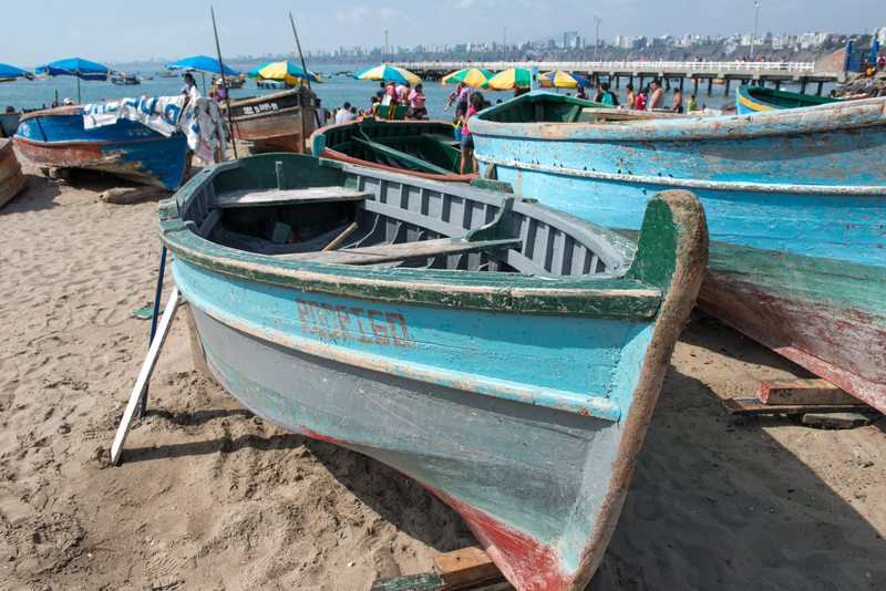 RL5_7722.jpg :: Fishing boats, Chorrillos Fisherman's Wharf
