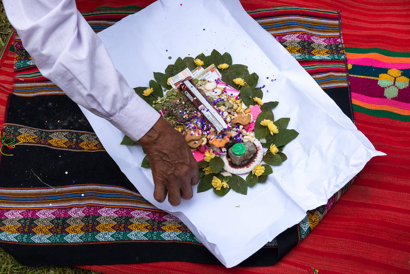 RL5_7929.jpg :: Curandero, Andean Medicine Man makes offering