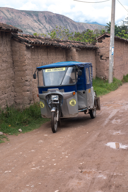 RL5_7939.jpg :: Calca transportation, Sacred Valley