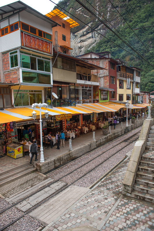 RL5_8507.jpg :: Train station in Aguas Calientes