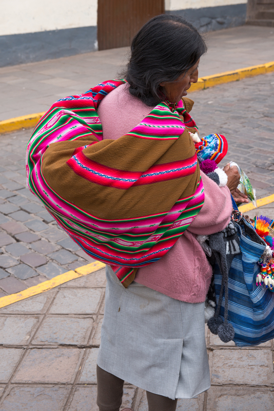 RL5_8621.jpg :: Traditional dress and carrying a baby, Cuzco