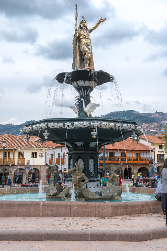RL5_8656.jpg :: Fountain, Plaza de Armas of Cusco