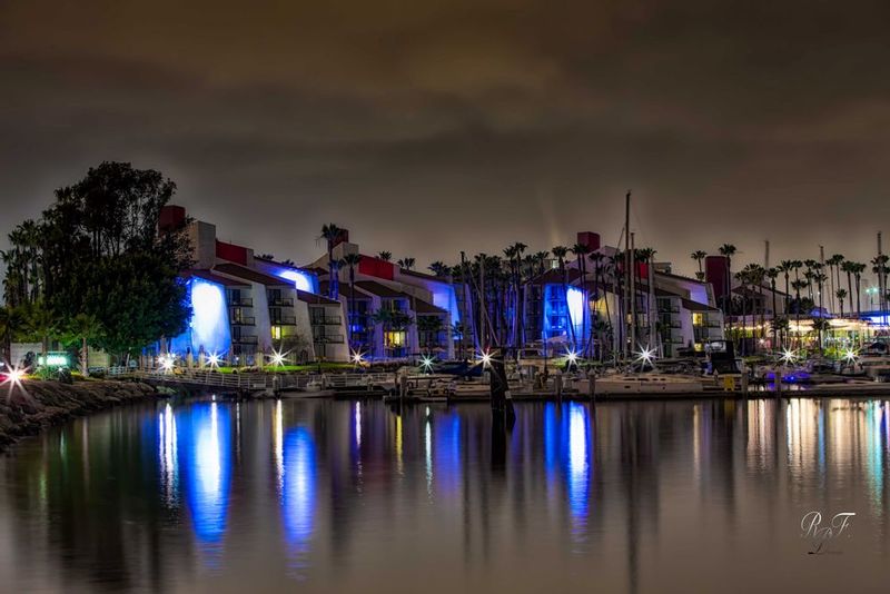 LB Bay Maya_RFPed.jpg :: Long Beach Maya Hotel at night