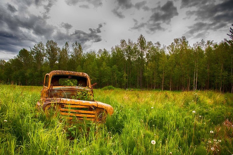 Vintage car alaskan style.jpg :: landscape alaska