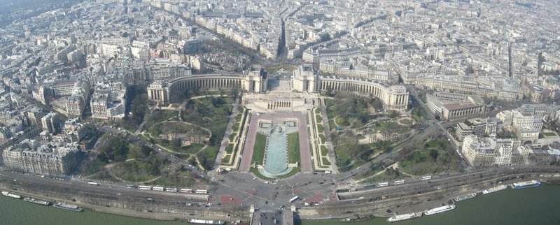 paris pano1.jpg