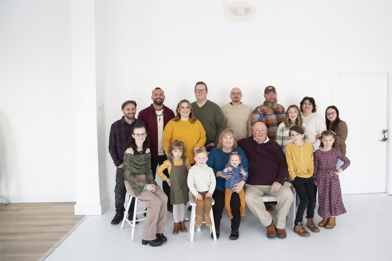 Edgar Family 2024_5.jpg