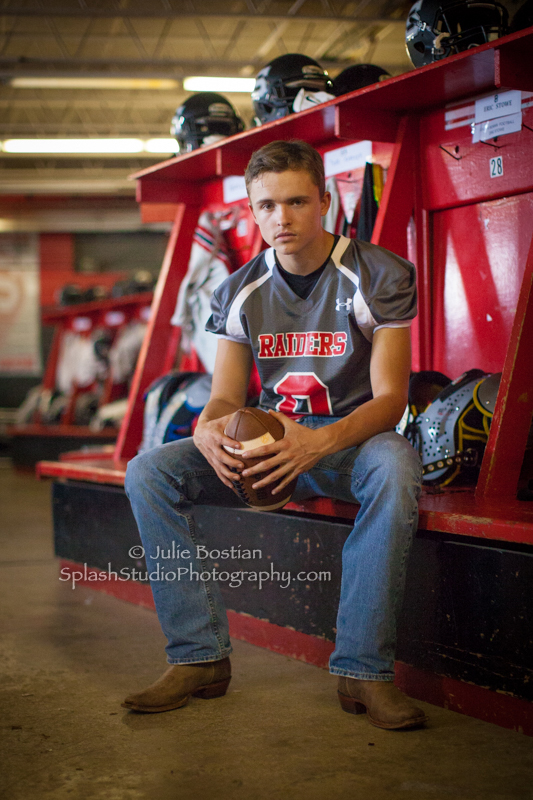Football-Senior-Portraits-1010.jpg