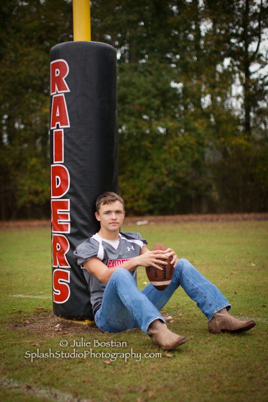 Football-Senior-Portraits-1202.jpg