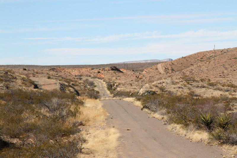Dixie Hwy-62.jpg :: Abandoned old highway near Sierra Blanca, Texas