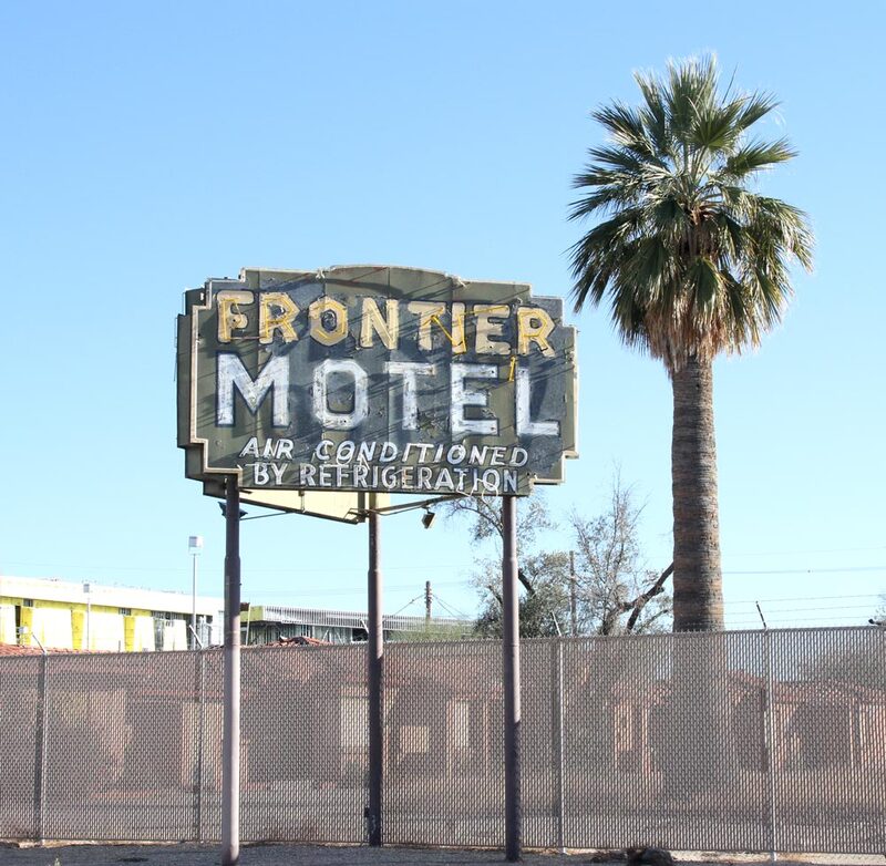 Dixie Hwy-89.jpg :: Miracle Mile Historic District, Tucson, Arizona