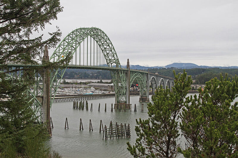 OR Yaquinna River Bridge.jpg :: US Highway 101, Newport