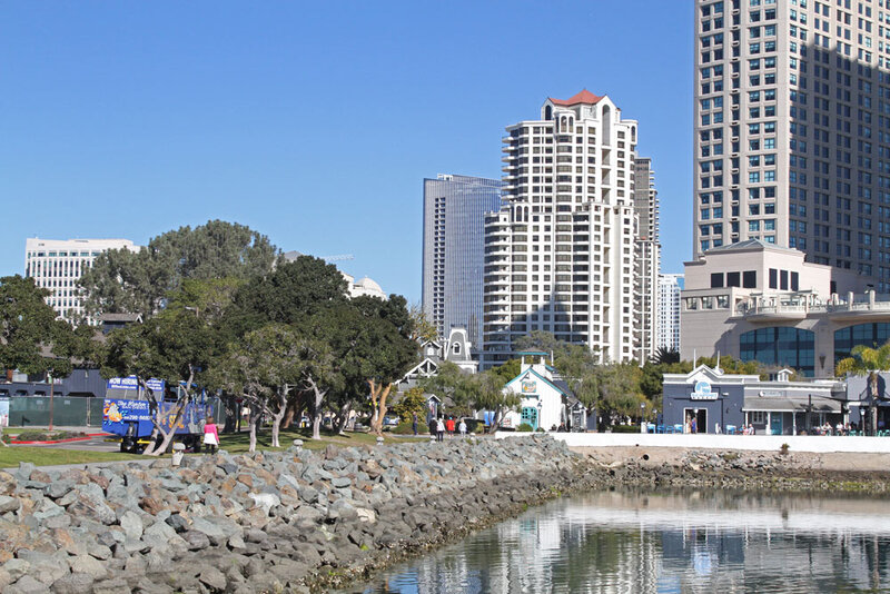 Dixie Hwy-99h.jpg :: Seaport Village, later terminus of Old US 80 (US 101 and Market)