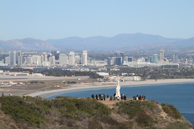 Dixie Hwy-99i.jpg :: San Diego cityscape, highway terminus is at distant center