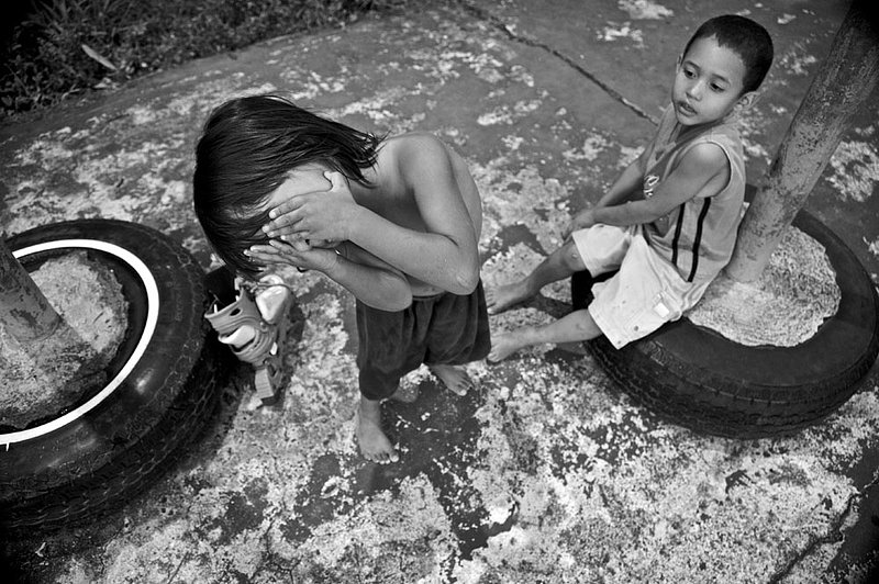 IMG_0861.jpg :: Young Honduran brothers on the island of Roatan.