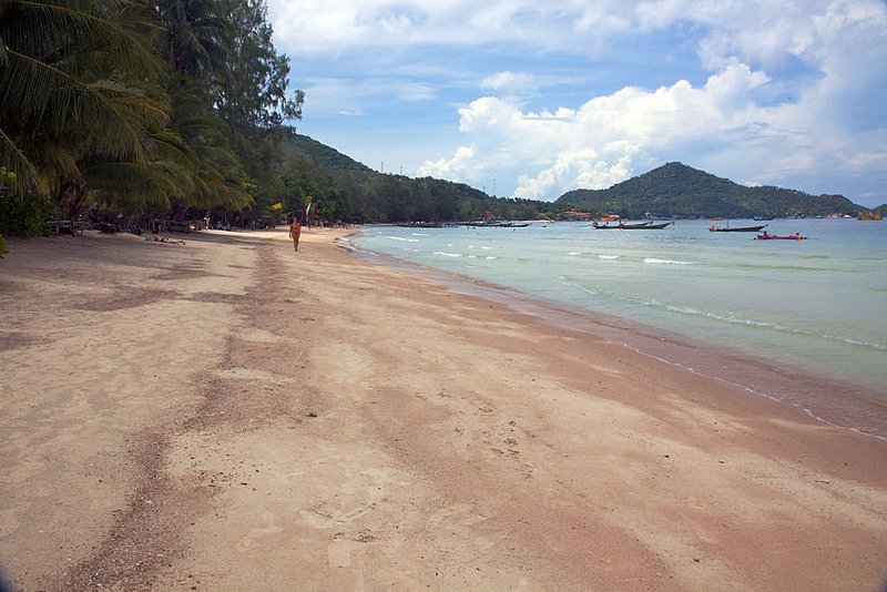 IMG_2490.jpg :: Sairee Beach, Koh Tao, Thailand.
