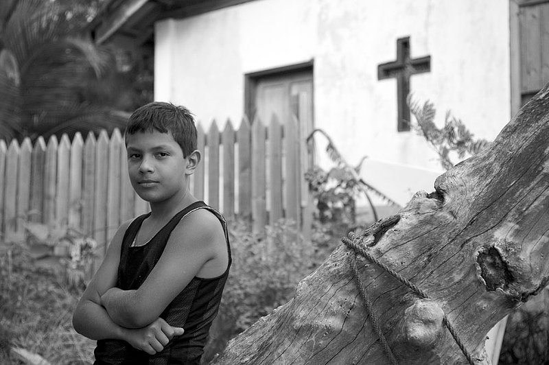 IMG_2989.jpg :: A young Honduran boy on Roatan, Honduras.