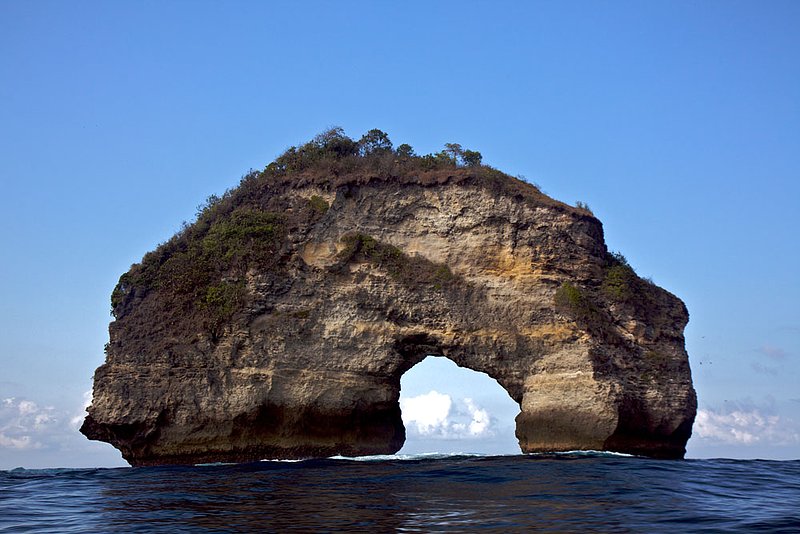 IMG_7427 35.jpg :: Rock formation near Nusa Penida, Indonesia.