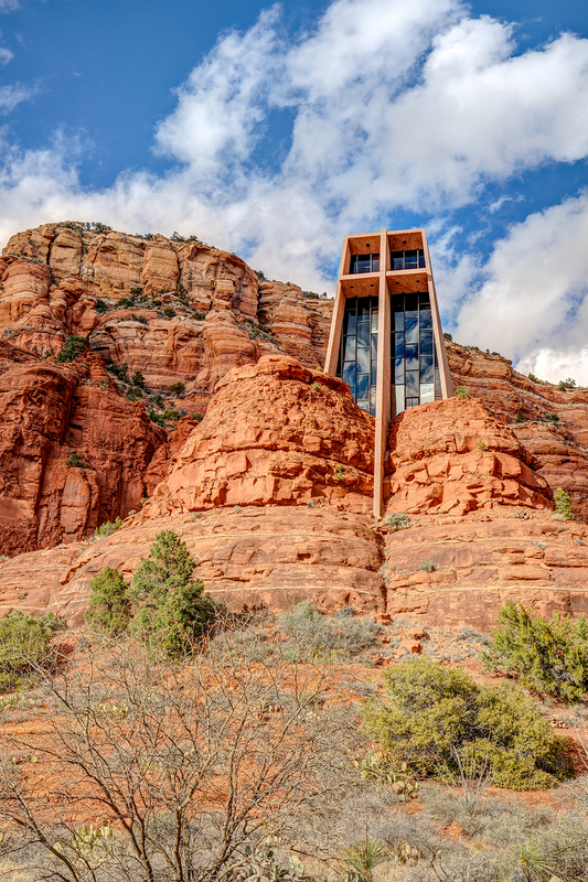 AZ037.jpg :: Built into the Sedona sandstone buttes lies the Chapel Of The Holy Cross

Sedona AZ - Winter 2019