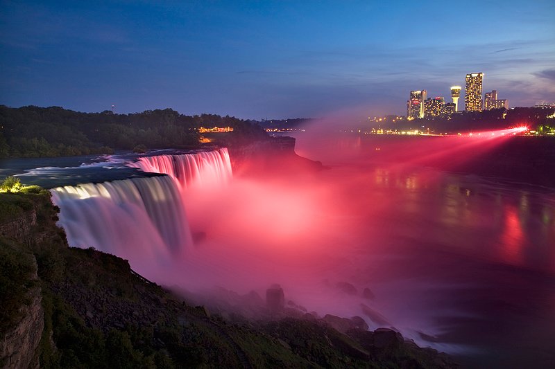 NY089.jpg :: DEEP RED LIGHTS INTENSIFY THE AMERICAN FALLS ON A WARM SUMMER EVENING

NIAGARA FALLS, NY - SUMMER 2008