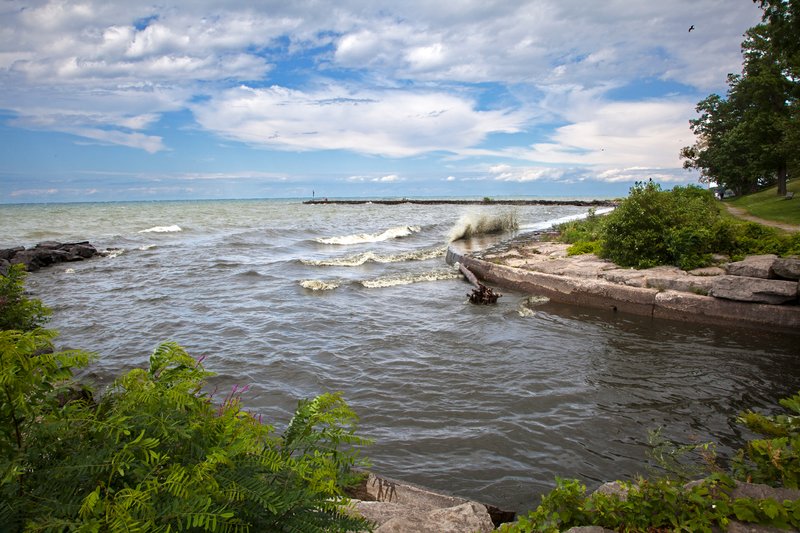 NY191.jpg :: Water crashes along Lake Ontario's shoreline within Webster Town Park

Webster NY - Summer 2010
