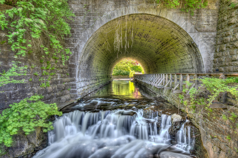 NY679.jpg :: The well known tunnel view inside of Corbett's Glen Park

Brighton NY - Spring 2019