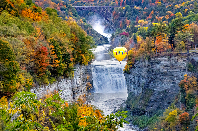NY792.jpg :: Balloon launch at Inspiration Point on a colorful Fall day

Letchworth State Park NY - Fall 2022