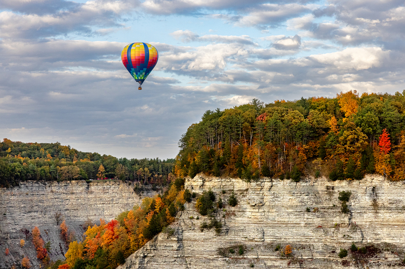 NY793.jpg :: Balloon launch over Archer's Overlook an evening Fall day

Letchworth State Park NY - Fall 2022