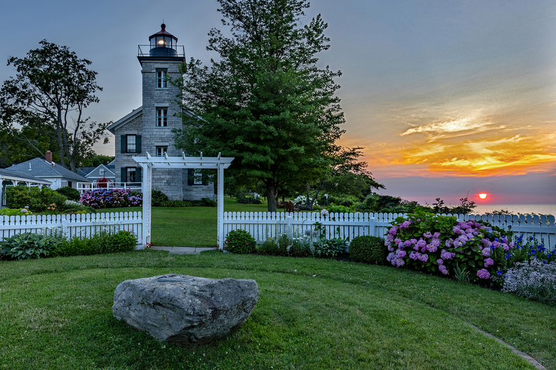 NY801b.jpg :: Sunset at Sodus Point Lighthouse

Sodus NY - Summer 2023
